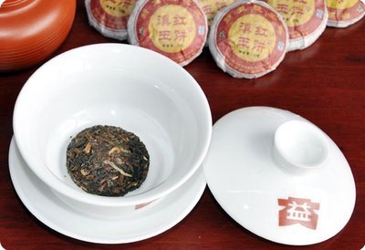批發(fā)零售云南新益號普洱茶滇紅玉餅迷你七子餅 張軍蓉-食品商務(wù)-糖酒快訊
